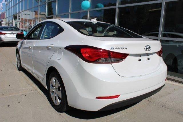 Hyundai Elantra 2016 1.6L in Dallas, Texas