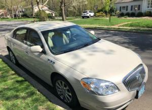 Buick Lucerne CXL 2010